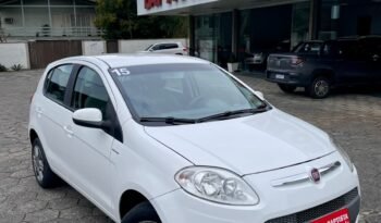 Fiat Palio Essence 1.6 Flex 2015 full