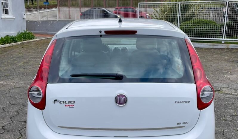 Fiat Palio Essence 1.6 Flex 2015 full