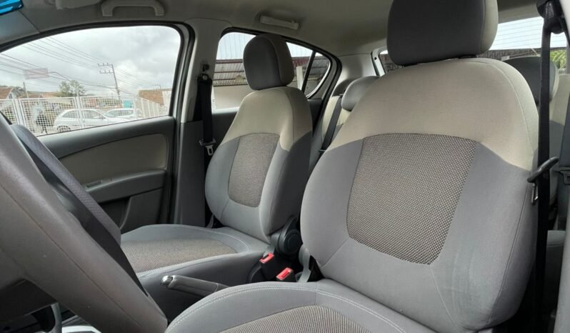 Fiat Palio Essence 1.6 Flex 2015 full