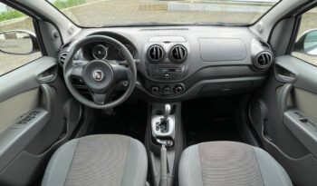 Fiat Palio Essence 1.6 Flex 2015 full