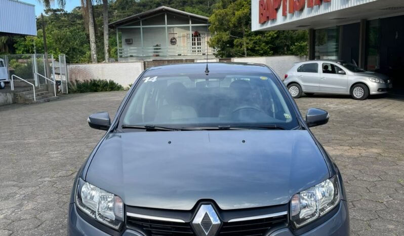 Renault Logan 1.6 Dynamic Flex 2014 full